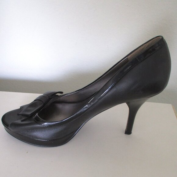 Marc Fisher Womens Black Leather .5" Platform Peep w/3.5" Heel - Size 9M - Picture 7 of 11